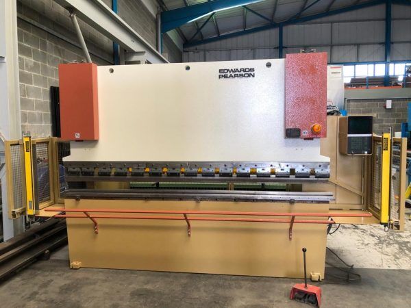 A used Edward Pearson SE100/3100 Press break.